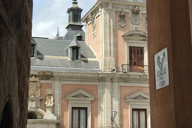 Half-Day Private Tour in Madrid with Art Historian Guide - Plaza de la Villa and Madrid’s Architectural Layers