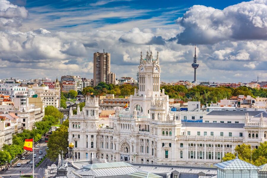 Highlights of Madrid: Walking Tour with Private Guide - San Antonio de la Florida and the Jardines del Moro