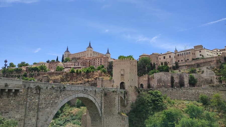 Historic Toledo: Cathedral and Museums in groups of maximum 10 people. - Key points at a glance