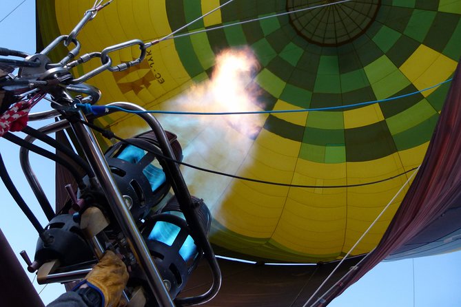 Hot Air Balloon Ride in Segovia with Toast, Picnic and Video - The picnic, toast, wine, and video