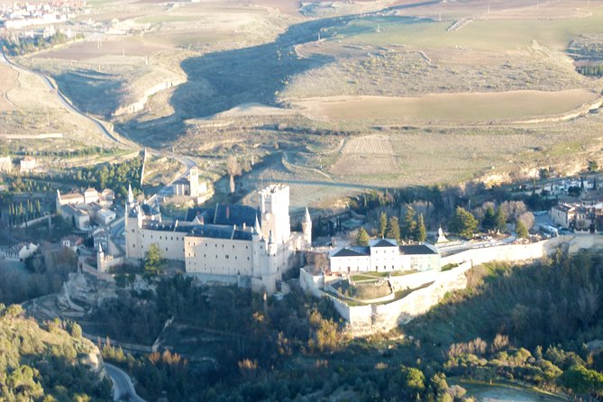 Hot Air Balloon Ride in Segovia with Toast, Picnic and Video - Seeing the Aqueduct from the basket