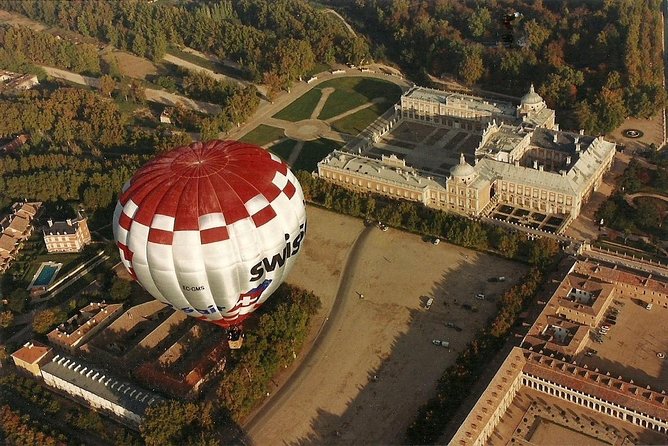 Hot-Air Balloon Ride over Aranjuez with Optional Transport from Madrid - Who should book this Aranjuez balloon ride?