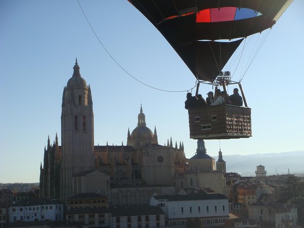 Hot-Air Balloon Ride over Segovia with Optional Transport from Madrid - Safety, comfort, and accessibility details