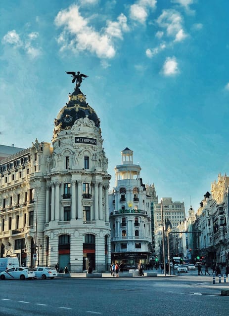 InstaSpots: tour of the most photographable spots in Madrid - What this Madrid photo walk is really for