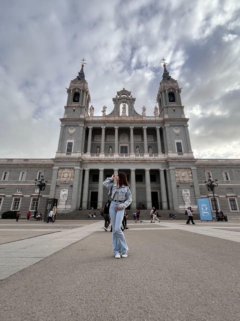 InstaSpots: tour of the most photographable spots in Madrid - Ending at Temple of Debod