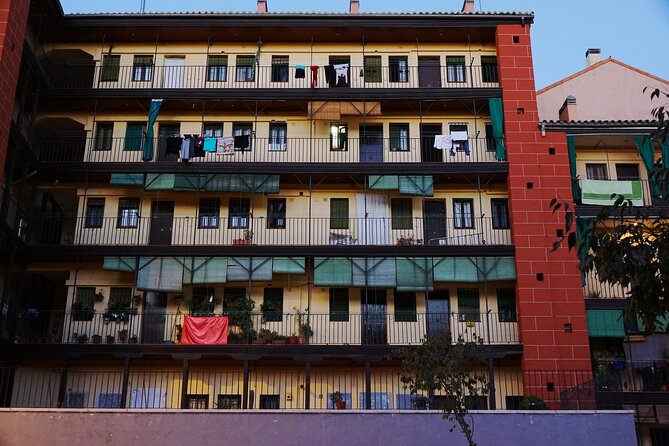 Lavapiés: The most multicultural neighbourhood of Madrid, Private Walking Tour - La Tabacalera and the women behind tobacco production