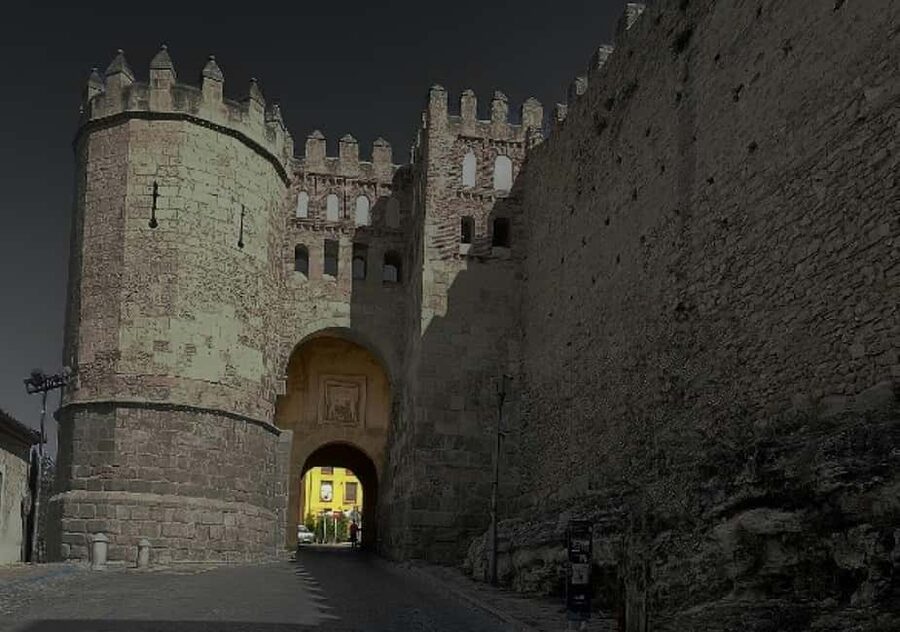 Legends and Mysteries of Segovia Tour - Maiden Olalla and the Canonjías quarter