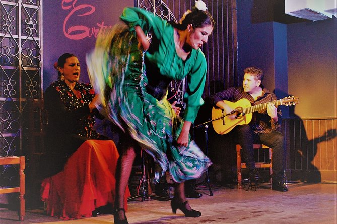 Local Flamenco Show with dinner at El Cortijo - Why the flamenco matters more than the meal