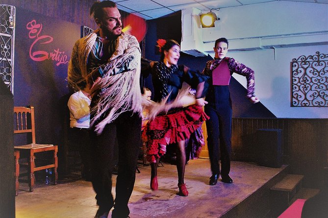 Local Flamenco Show with dinner at El Cortijo - Should you book this flamenco dinner?