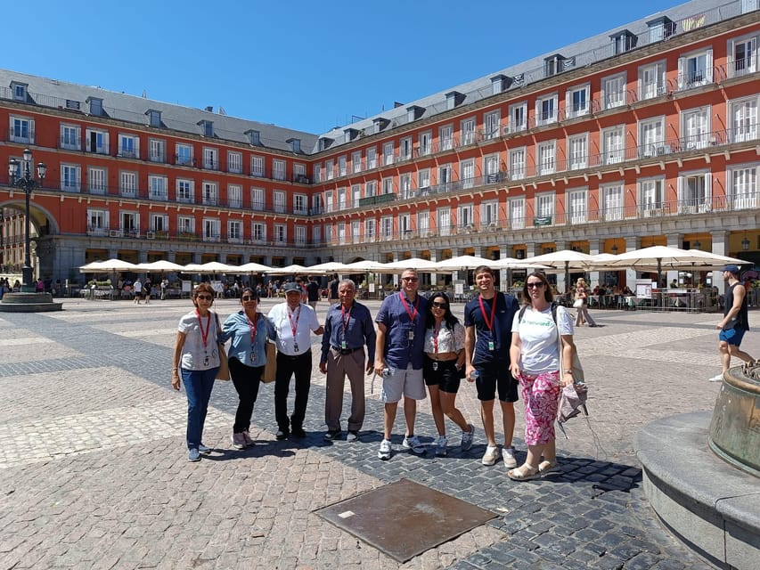 Madrid: 1.5-Hour City Highlights Guided Walking Tour - Barrio de las Letras and Casa de Cervantes