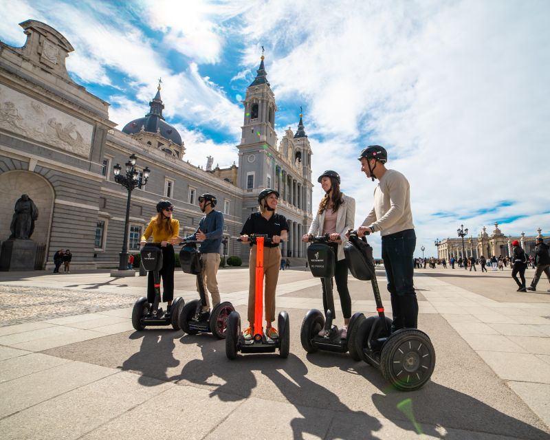 Madrid: 1.5-Hour Old Town Highlights Segway Tour - Valnadú Gate and Teatro Real