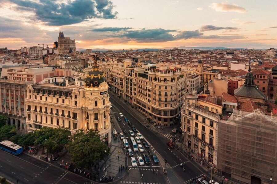 Madrid: 1.5-Hour Private Kick-Start Tour with a Local - Key points at a glance