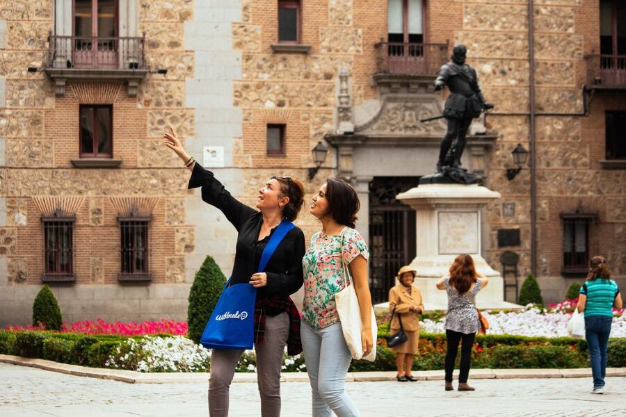 Madrid: 1.5-Hour Private Kick-Start Tour with a Local - A local conversation about food, wine, and daily life