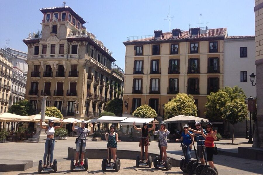 Madrid: 1-Hour Segway Tour with Chocolate and Churros - The best view of the Royal Palace