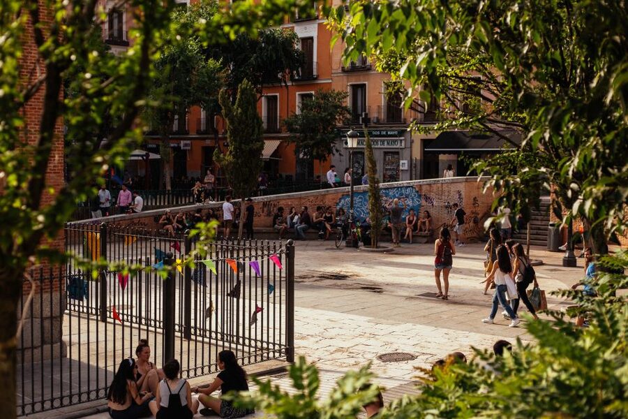 Madrid: 2-Hour Private City Tour Off the Beaten Track - What the private format adds
