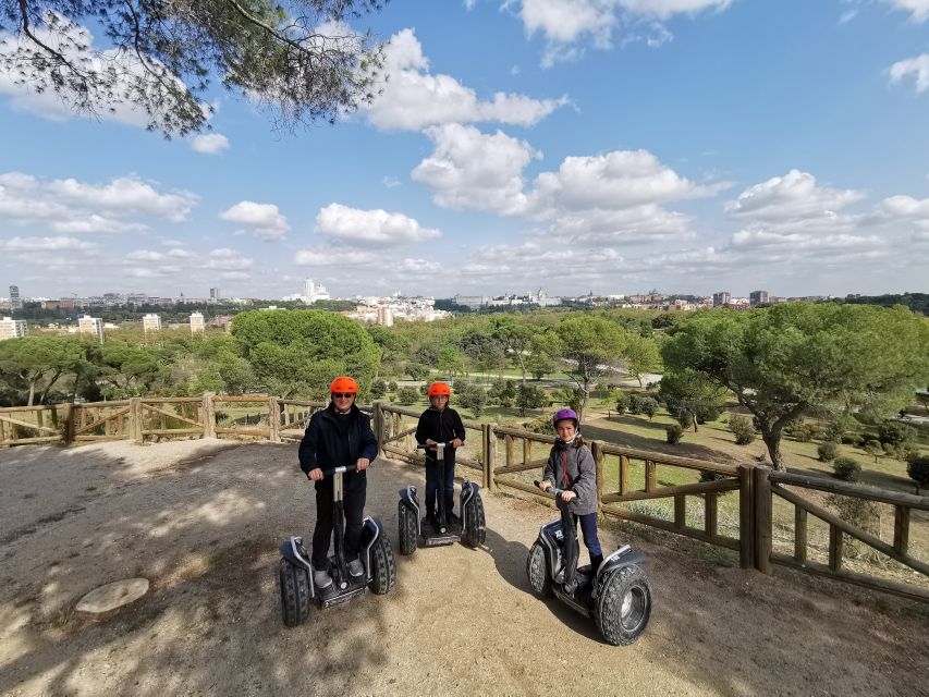 Madrid: 2-Hour Private Off-Road Segway Tour of Casa de Campo - A private outing for families and larger groups