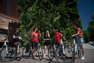 3 hour Guided Highlights Bike Tour with Optional Tapas