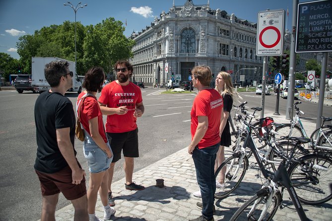 Madrid: 3 hour Guided Highlights Bike Tour with Optional Tapas - Puerta del Sol and the center of Spain