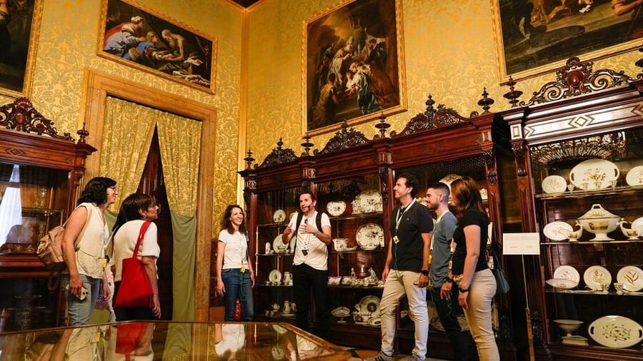 Madrid: 4-Hour Bus Tour with Royal Palace Admission - Is $79 a fair price?