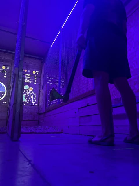 Madrid Atocha : Interactive Axe Throwing 1h - The price: good value for an unusual Madrid hour
