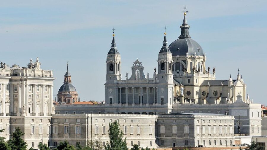 Madrid Audioguide - TravelMate app for your smartphone - Food, markets, bullfighting, and football