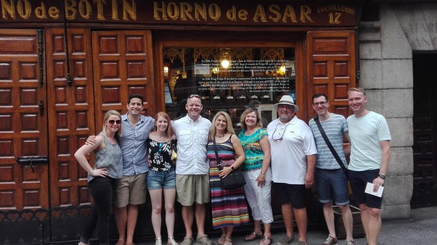 Madrid: Authentic Tapas Evening Tour with a side of History - Starting at Plaza Isabel II
