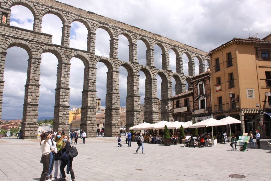 Madrid: Avila and Segovia Day Trip with Tickets to Monuments - Why this makes sense as a day trip from Madrid