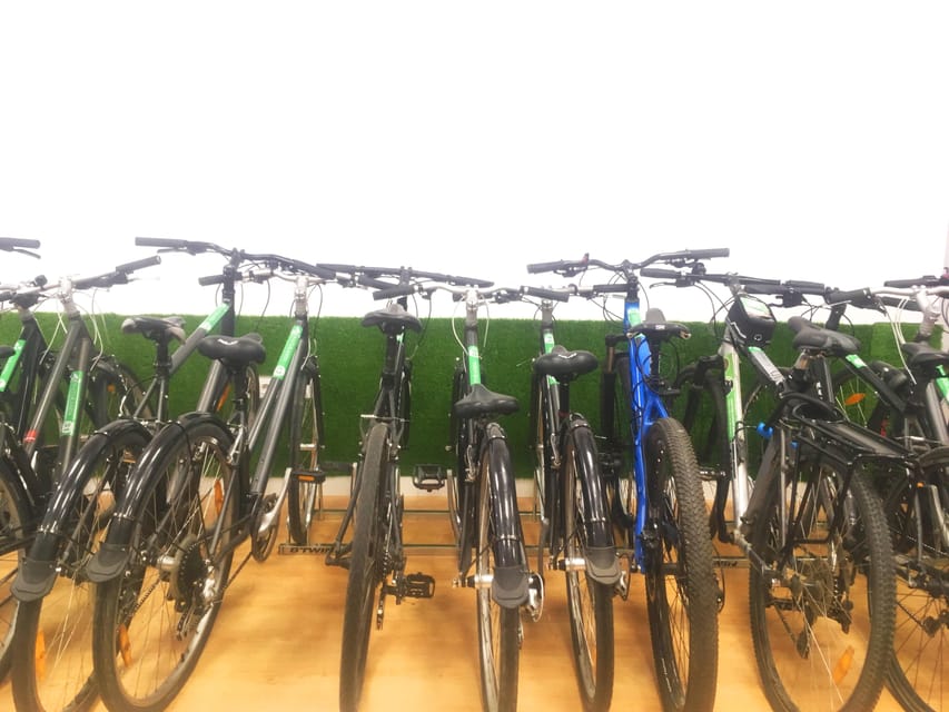 Madrid: bike rental - Starting at Plaza España with three hours ahead