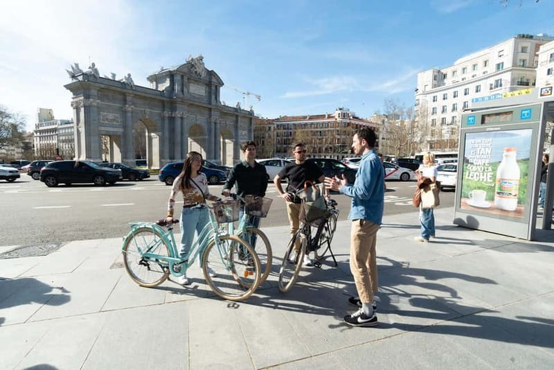 Madrid by bike + PhotoShooting - Retiro Park and the Palacio de Cristal