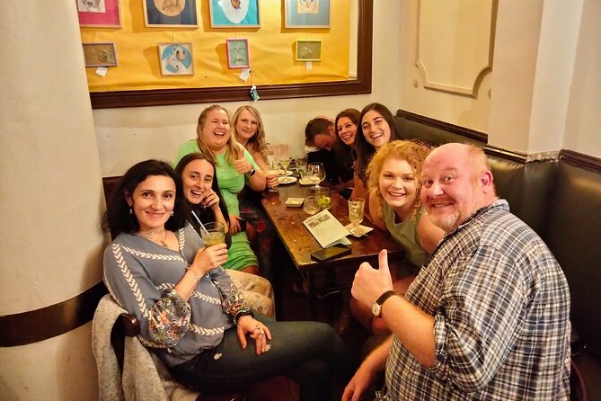 Madrid by Night Small Group Tour: Stories, Sights and Tapas Bites - How the guide shapes the night