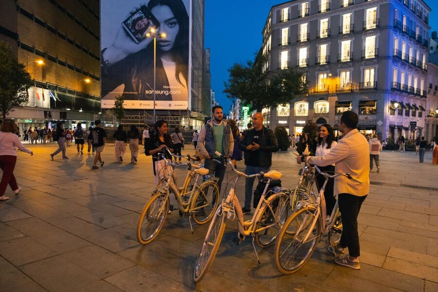 Madrid by Night: Vintage Bike Tour Highlights/Optional Tapas - Las Letras and Casa de Cervantes: Madrid’s literary side