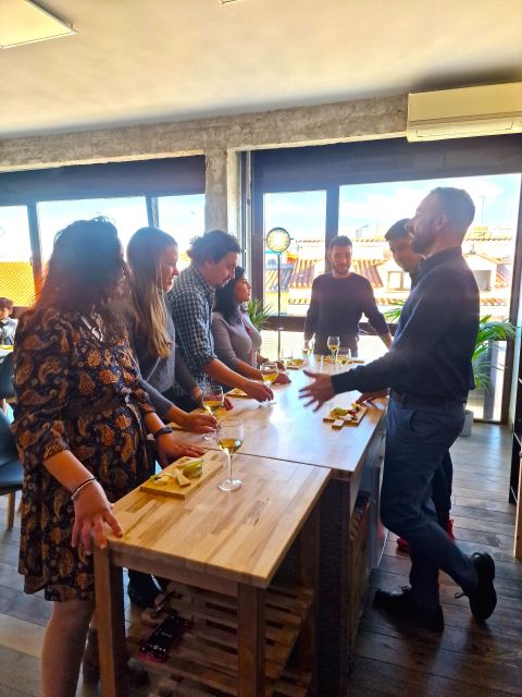 Madrid: cheese tasting with wine pairing. - Key points to know before booking