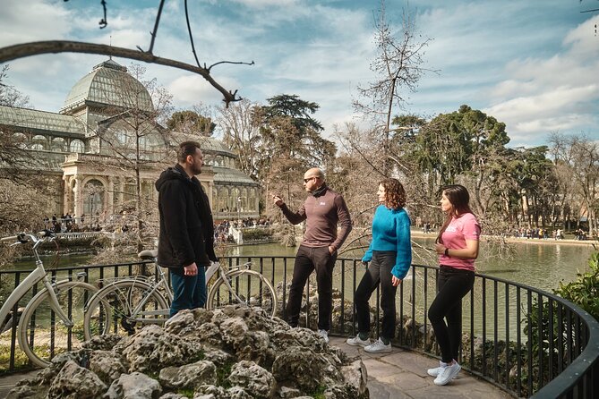 Madrid: City Highlights Guided Vintage Bike Tour - The Literary Quarter completes the loop
