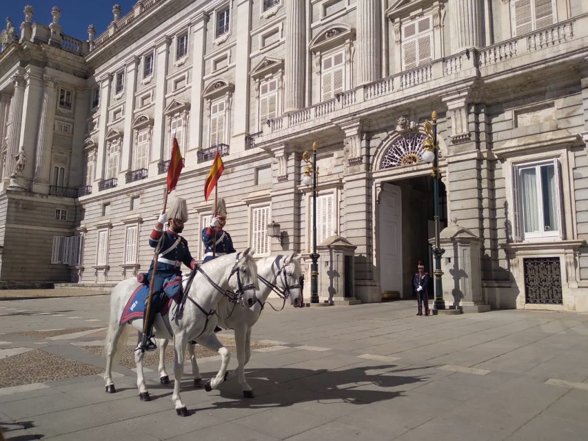 Madrid: City Highlights Guided Walking Tour - Is the $30 price good value?