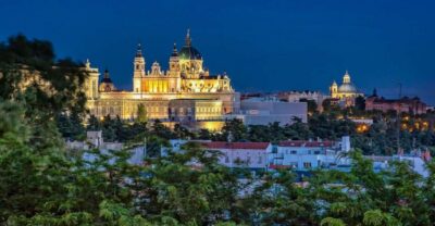 City Highlights Guided Walking Tour