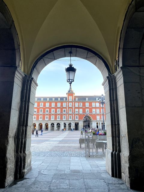 Madrid: City Highlights Private Bike Tour - Starting near Puerta del Sol