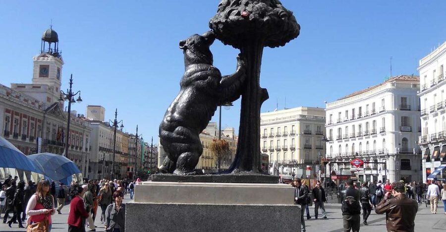 Madrid City Tour: Culture and History - Starting at Puerta del Sol and the Bear Statue