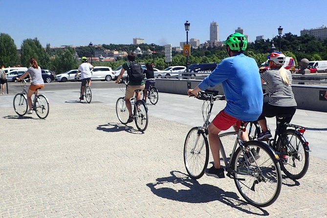 Madrid City Tour | Regular Bike or E-Bike | Reduced Groups - Royal Madrid and the old quarters