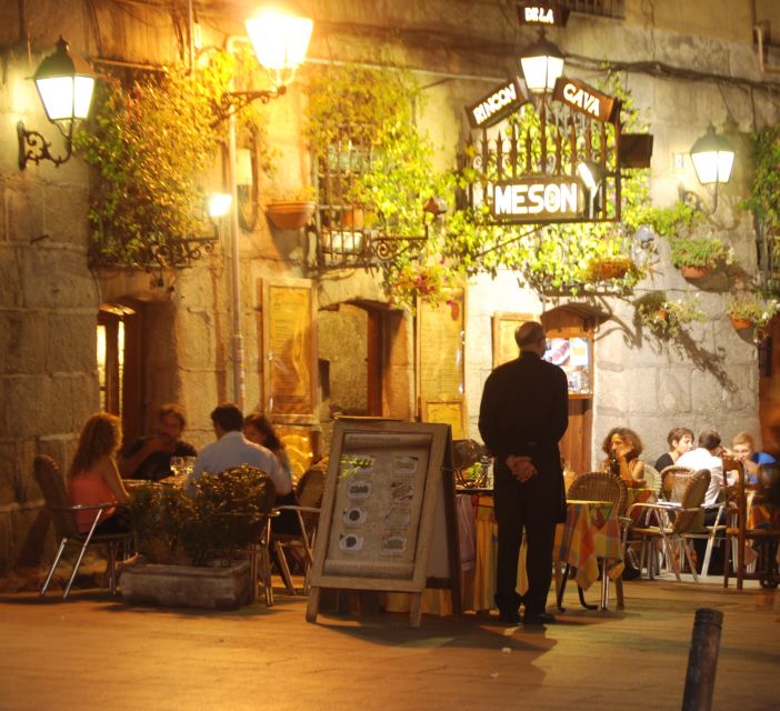 Madrid: Customized Night Tour with a Private Guide - Hotel pickup makes the first hour easier