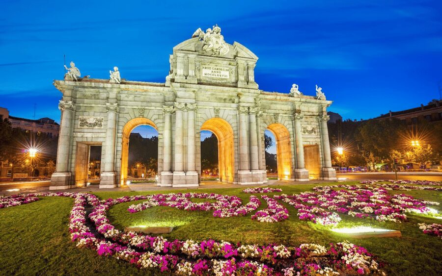 Madrid: Discover the Magic of This City by Tuk Tuk - Key points to know before booking