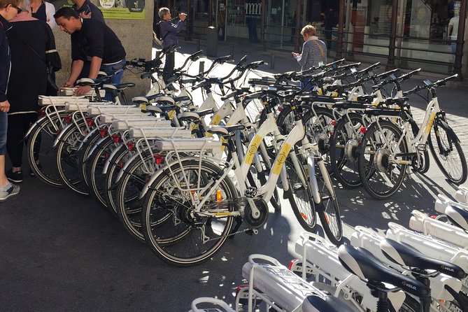 Madrid ebike Fun and Sightseeing Tour - Starting on Calle de Santiago at 11 a.m.