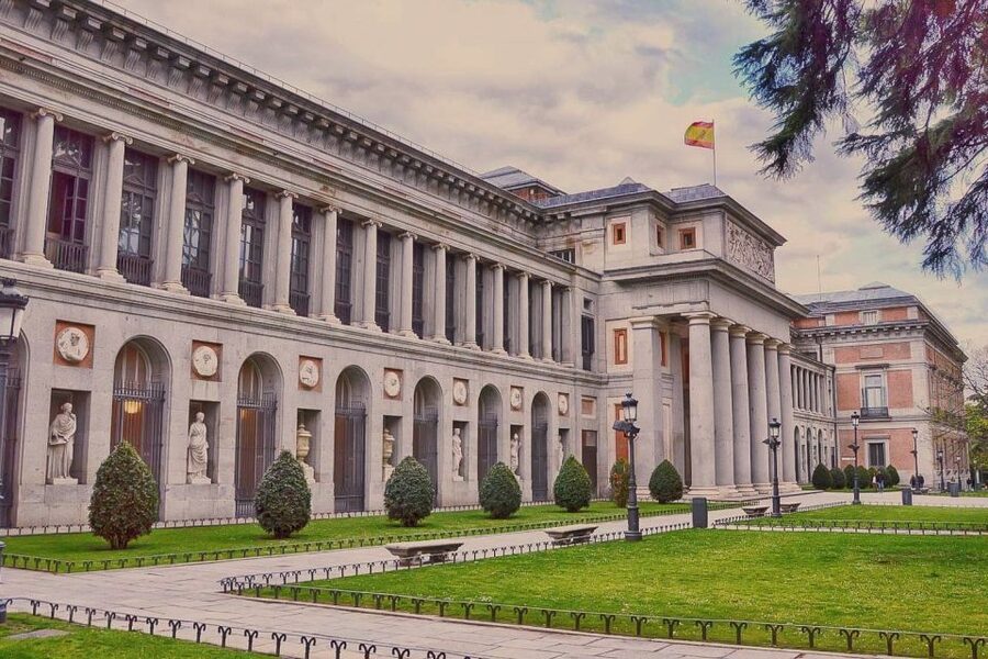 Madrid: El Prado Museum and the Royal Palace Guided Tour - Why This Madrid Combination Works