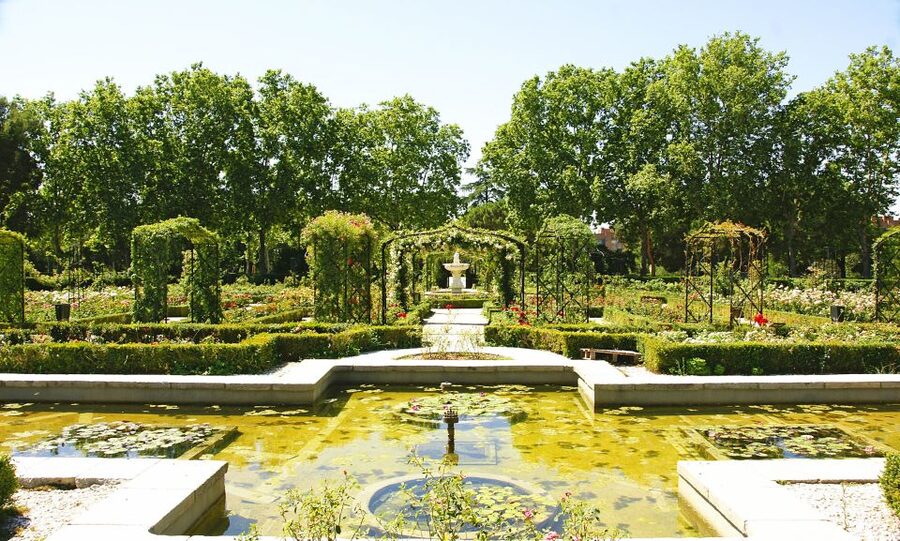 Madrid: El Retiro Park Self-Guided Audio Tour - Offline performance and the app setup