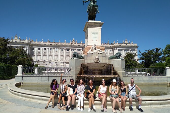 Madrid Essential: Walking Tour - Starting at Puerta del Sol and Km 0