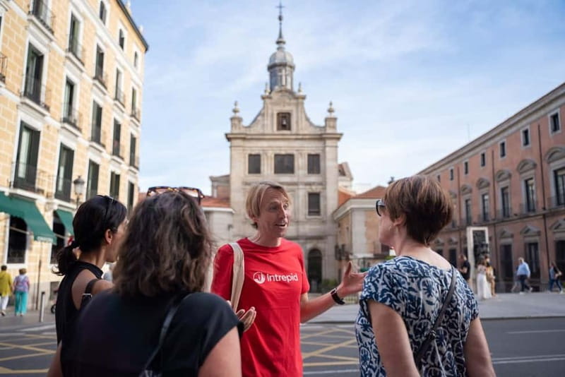 Madrid: Evening Tapas Tour with 5 Delicious Stops & Drinks - Key points to know before booking