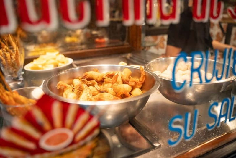 Madrid: Evening Tapas Tour with 5 Delicious Stops & Drinks - What the $112 price really covers