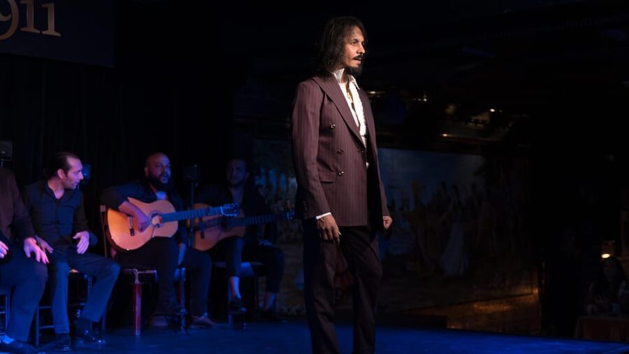 Madrid: Flamenco Show&Drink at Tablao 1911 (World's Oldest) - Arriving at Plaza de Santa Ana and Teatro Villarosa