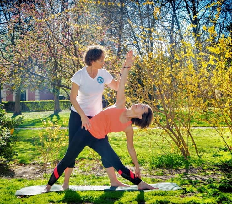 Madrid: Flow Yoga class in Retiro Park - Key Points at a Glance