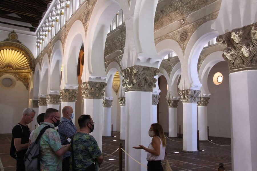 Madrid: Full-Day Guided Tour of Toledo with Cathedral Visit - Santo Tomé and El Greco’s dramatic painting