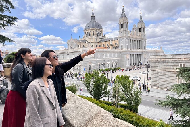 Madrid Full Day Tour with Prado Museum and Royal Palace - Finishing at the Royal Palace